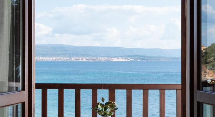 Image of Single Room with Sea View 3