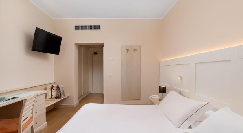 Image of Double or Twin Room 7