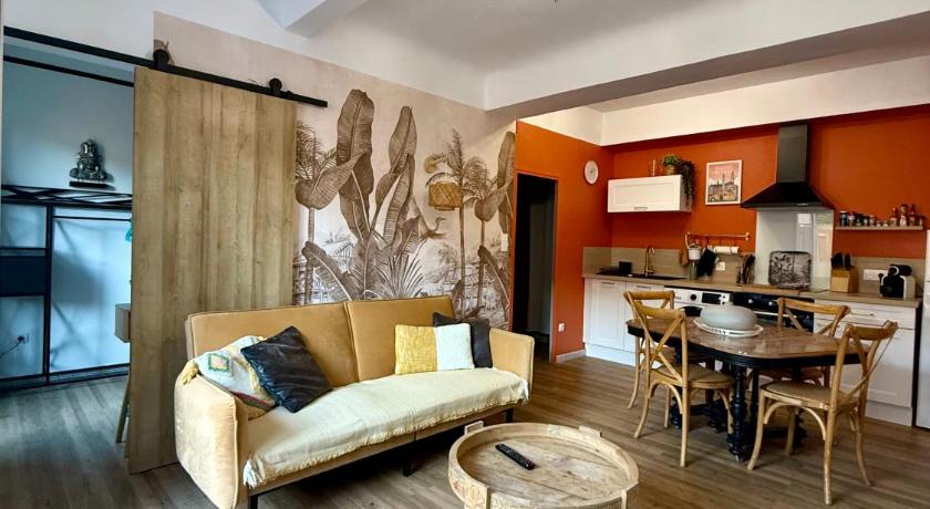 Sasha'blue-terrasse jardin-park-clim-piscine
