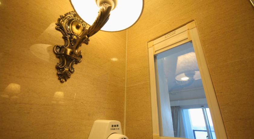 Image of Sea View Quadruple Room with Balcony 11