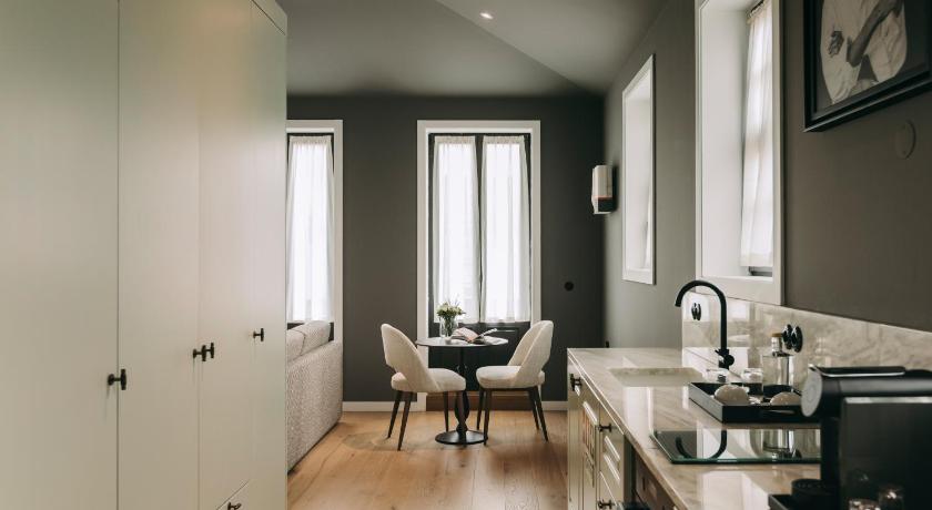 ポルト Torel Palace Porto 5つ星 ホテル 外観