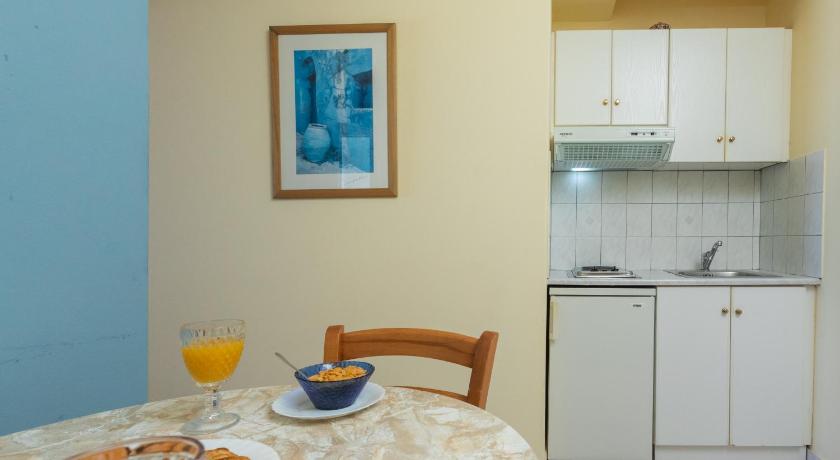 Image of One-Bedroom Apartment (2 Adults + 2 Children) 1