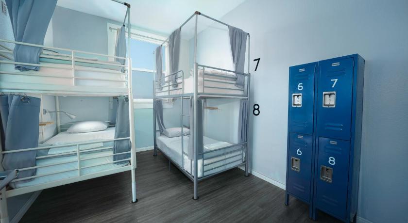 Image of Bed in 8-Bed Mixed Dorm 0