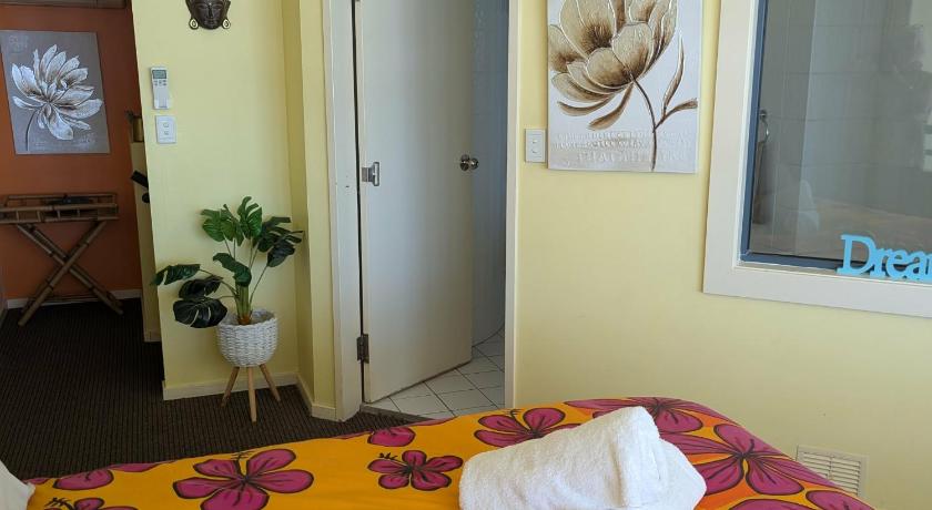 Image of One Bedroom Penthouse Apartment 1