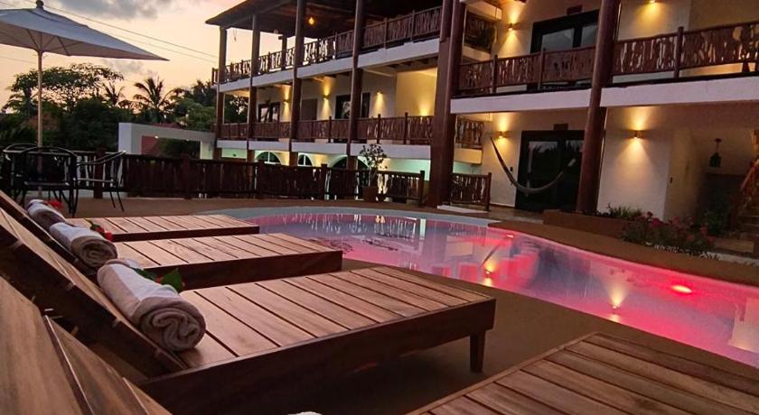 Hotel Alfa Troncones Mexico