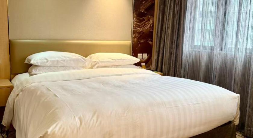 Image of Superior Room 4