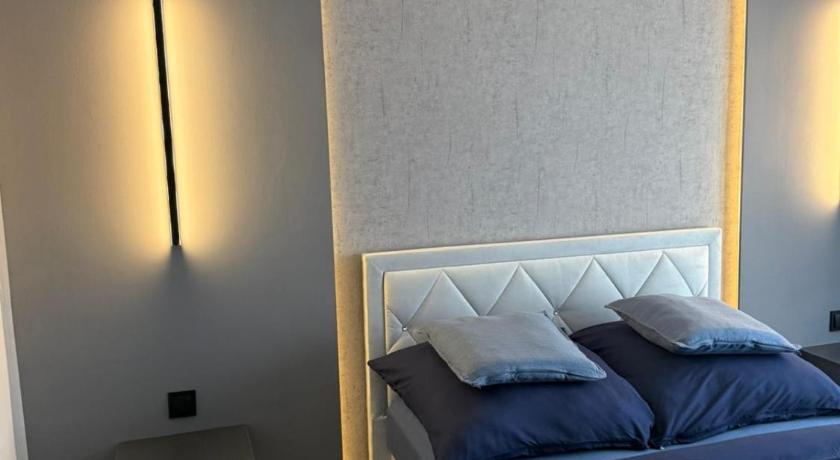 Modernes Apartment 3 mit eigener Kuche & Bad - Schuster Homes -
