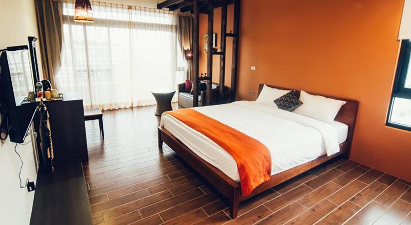 Image of King Room with Balcony 1