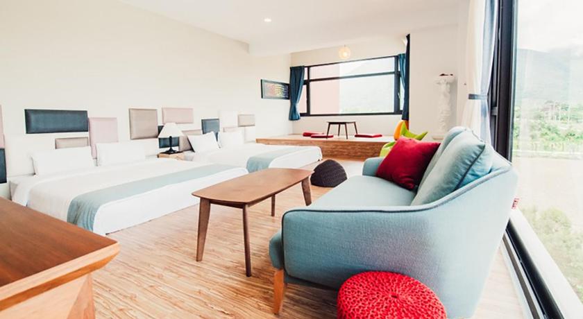 Image of Family Room with Mountain View 1