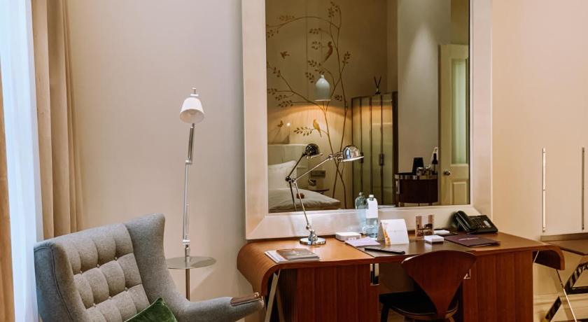 Image of Superior Room 1