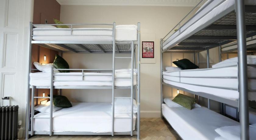 Image of 1 Person in 12-Bed Dormitory with En-Suite - Female Only 7