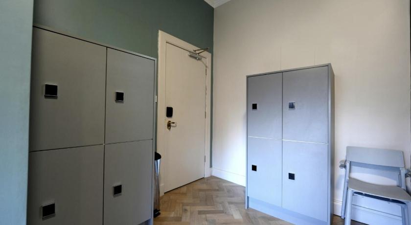 Image of Bed in 4-Bed Dormitory Room 9