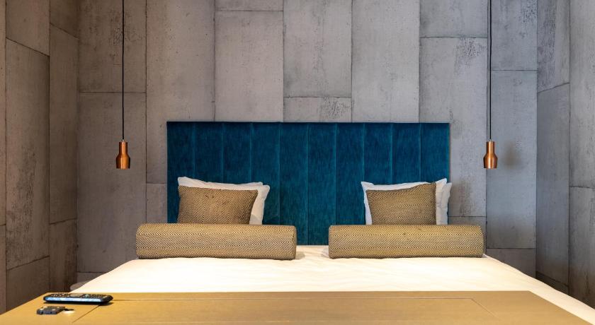 Bilde av Family Room Blue 5