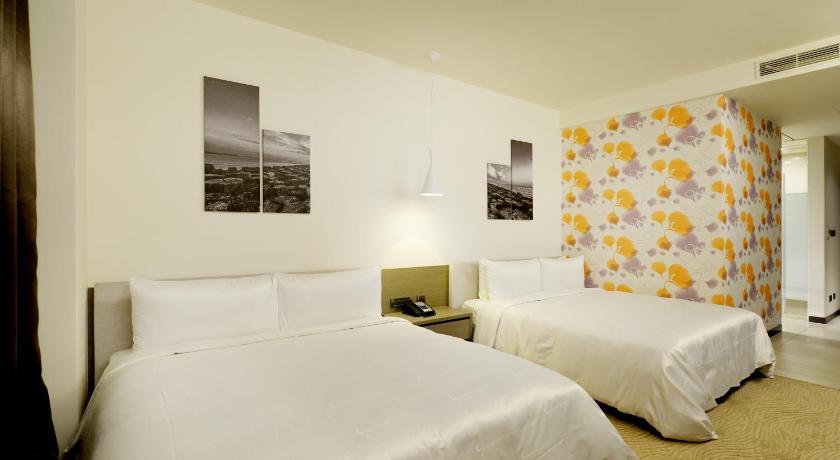 Image of Exquisite Quadruple Room 4