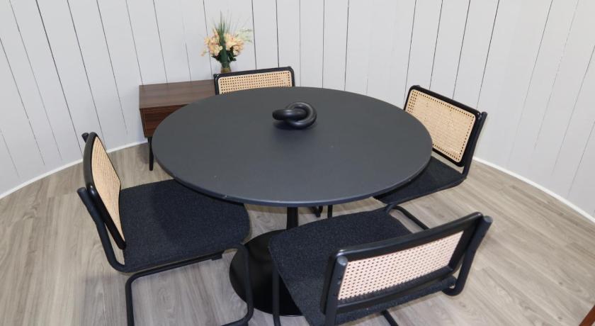 オールバニ (NY) Chic 2BR Retreat in Albany Cozy, Stylish & Central 3つ星 宿泊施設 眺望