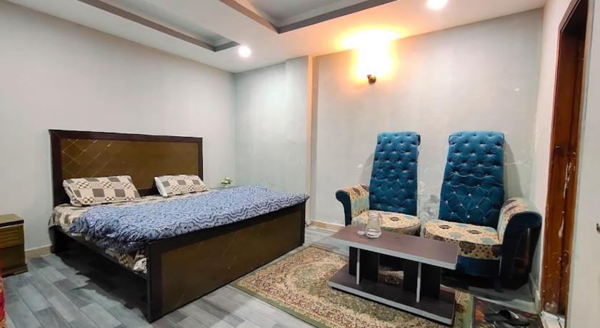Alzahir GUESTHOUSE & HOTEL near Islamabad Embassy - image 4