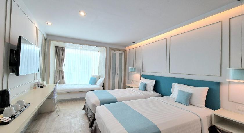Image of Deluxe Double or Twin Room 3