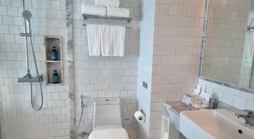 Image of Deluxe Double or Twin Room 15
