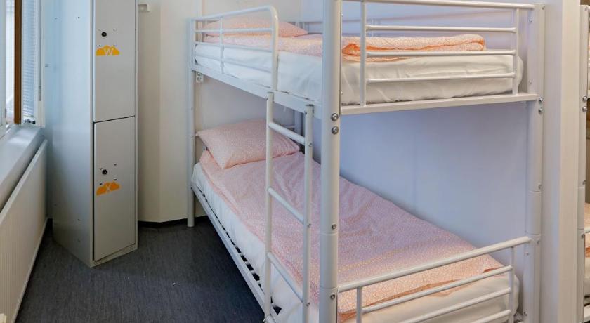 Image of Bed in 18-Bed Mixed Dormitory Room 6