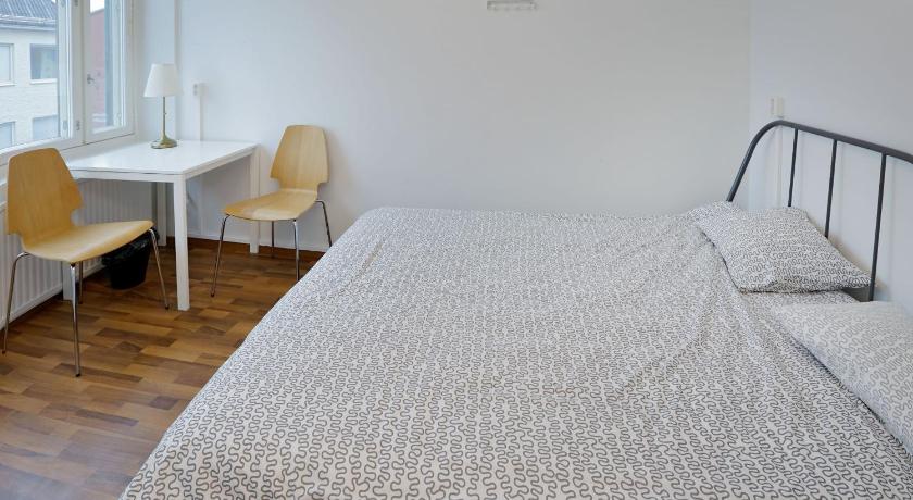 Image of Double Room with shared bathroom room 14
