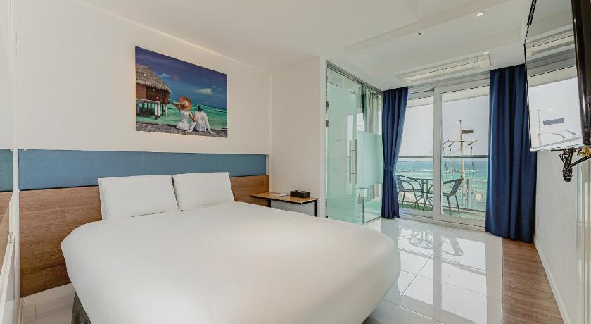 Image of Half Ocean View Double Room 0