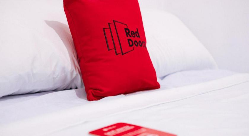 Hotel Sri Indrawati Puncak Mitra RedDoorz – Bogor, ID