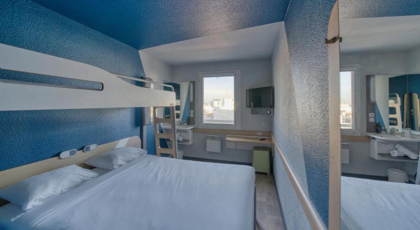 Triple - room with a double bed and a single bu nk bed.的照片 9