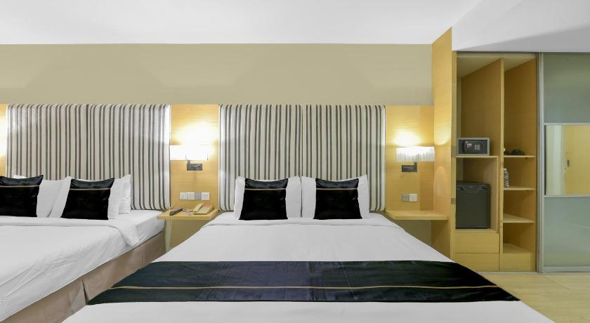 Image of Superior Family Room 0