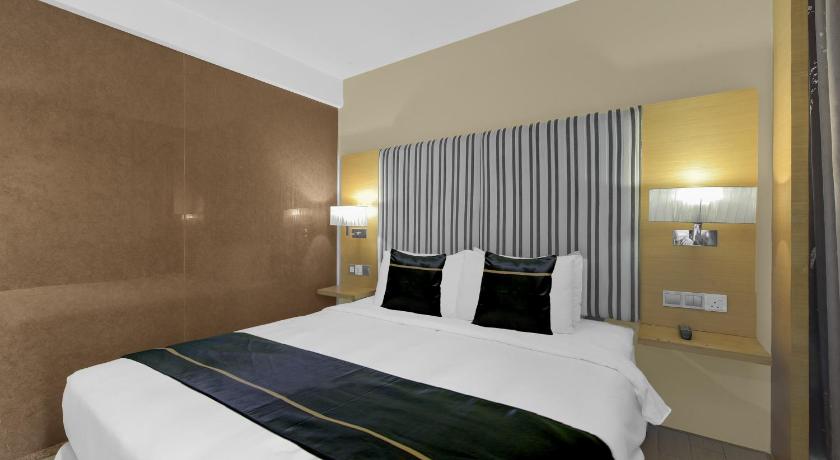 Image of Executive Suite 9