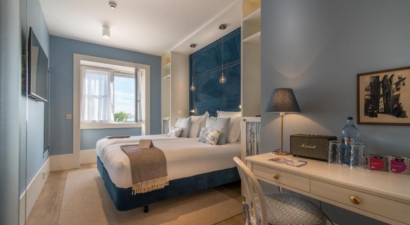 รูปของห้องสุพีเรียร์เตียงใหญ่สามารถมองเห็นวิวแม่น้ำ (Superior Double Room with River View) 1