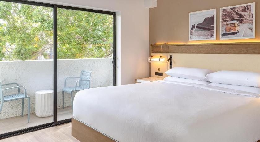 Image of 1 KG 1 BEDROOM AGAVE SUITE AT NORTH POINTE 1