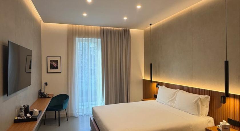 로마 J Maluni City Hotel 4성급 호텔 수영장