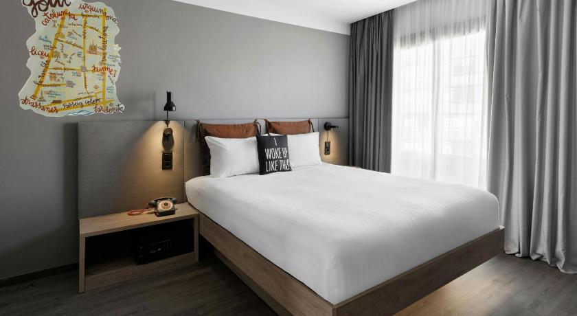 Immagine di Moxy Mega Sleeper Executive Room - Lounge Access 0