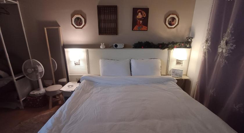 서울 two room Cozy and Cool House Food alley 3성급 싱글룸 수영장