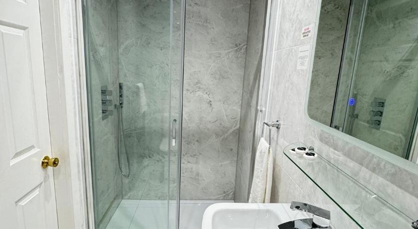 Image of Double Room 11