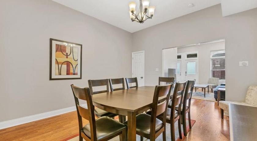 세인트 루이스 (MO) Entire building in The Grove Perfect for Groups 4성급 숙소 객실