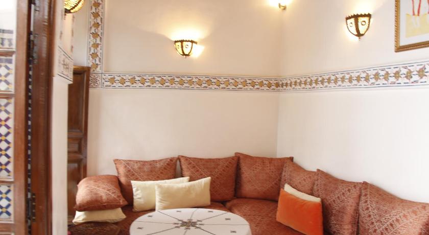 Riad Les Remparts De Fes photo