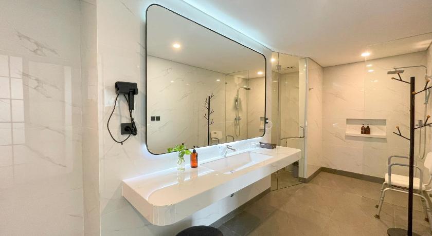Luminor Hotel Padjadjaran Bogor by WH - image 45
