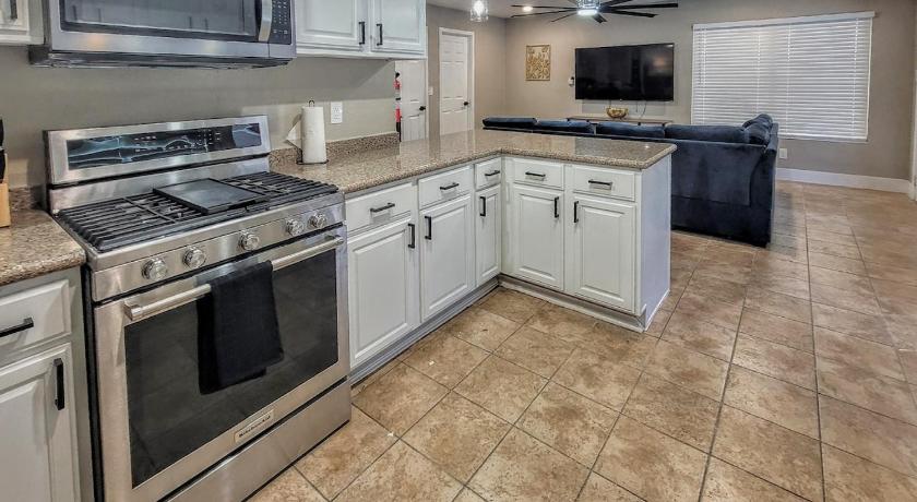 라스베이거스 / 라스베가스 (NV) Las Vegas Family Oasis with Pool, Spa near LV-Strip, Airport 5성급 숙소 외관