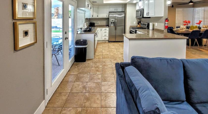 라스베이거스 / 라스베가스 (NV) Las Vegas Family Oasis with Pool, Spa near LV-Strip, Airport 5성급 숙소 레스토랑