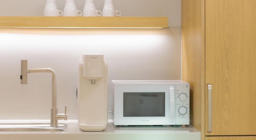 부산 4F rootshouse busan staion 숙소 로비