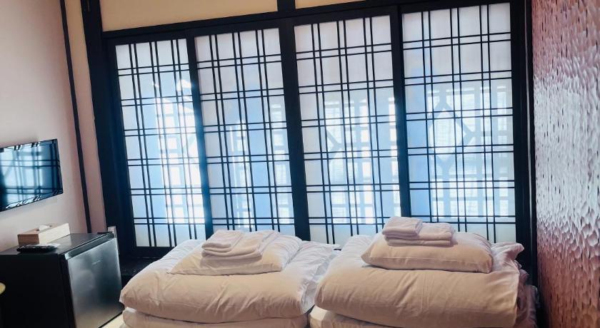 Kyoto Roman-kan 2-Star Hotel view