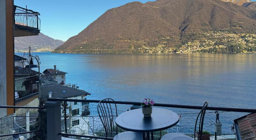 Il Vicolo sul Lago