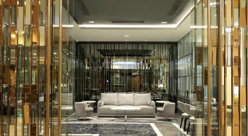 Luxhouz Suites at Times Square Kuala Lumpur - main image