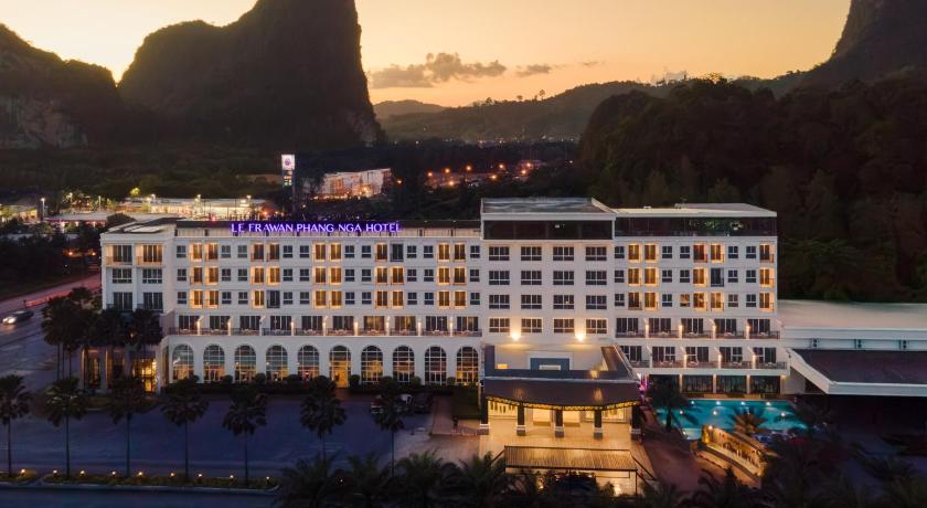 Phang Nga Le Erawan Phang Nga Hotel 4-Star Hotel lobby