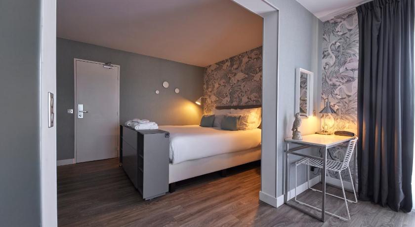 Image of Superior Suite with Bath 0