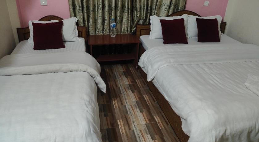 Moonlight Guest House And Restaurant — Chitwan (4)