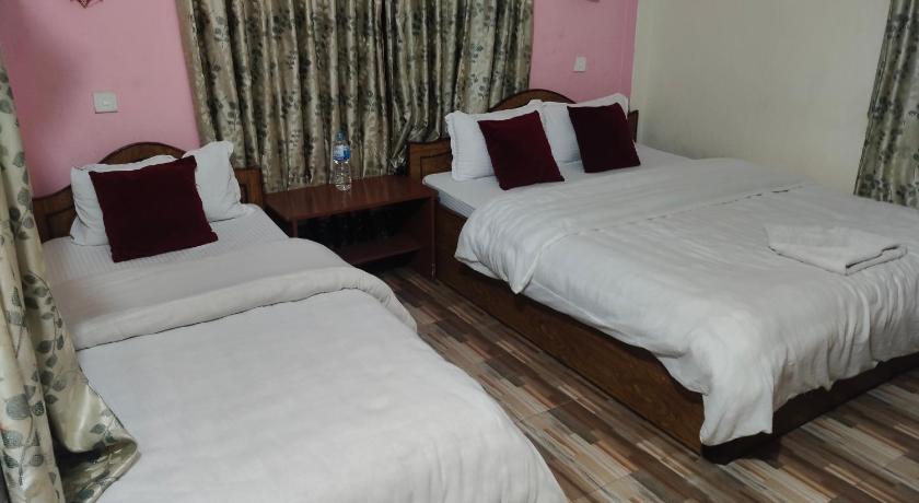 Moonlight Guest House And Restaurant — Chitwan (5)