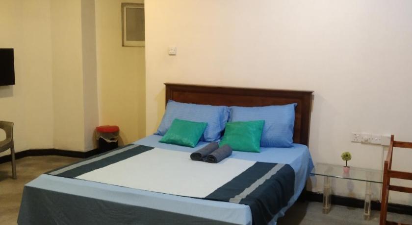 Deen Villa - image 3
