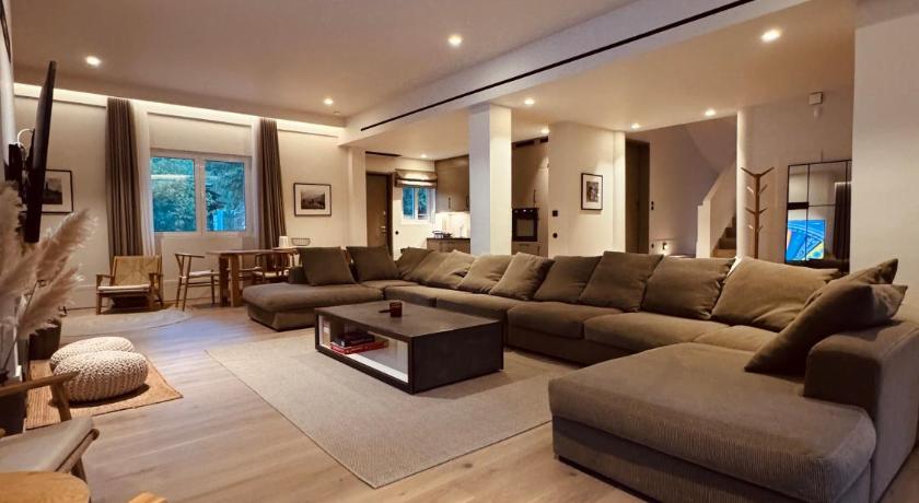 eleni's villa